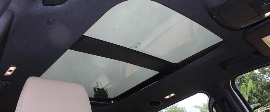 Ford Endeavour 3.2 Trent AT 4x4 interior sunroof view