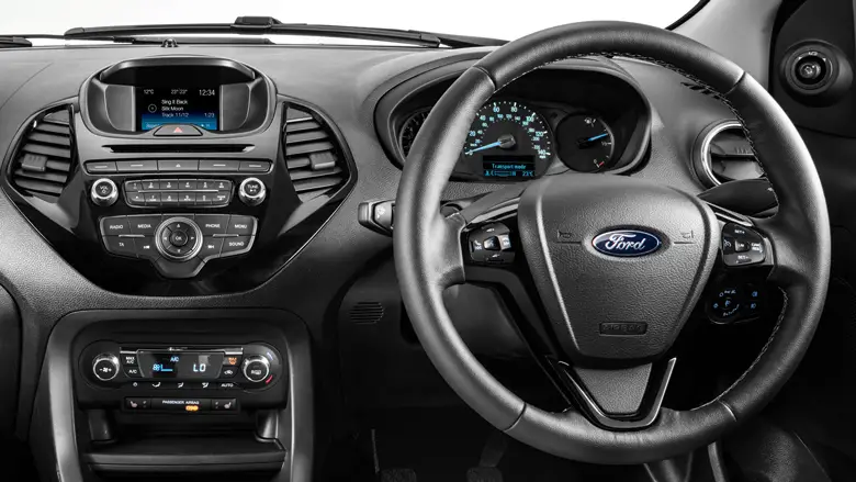 Ford Ka + 2016 interior dashboard view