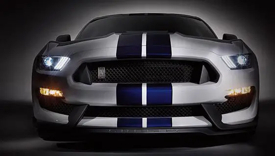 Ford Mustang V6 Fastback 2015 Front View