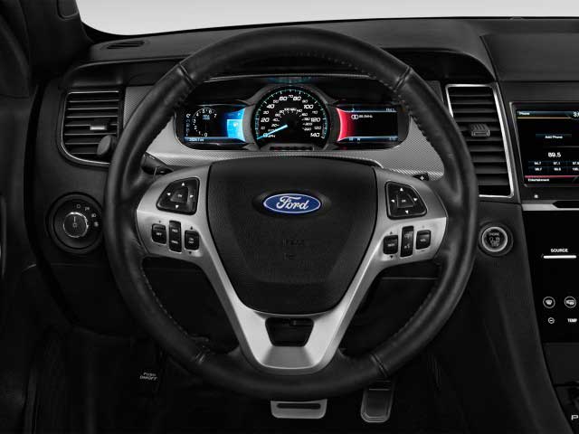 Ford Taurus SEL Interior steering