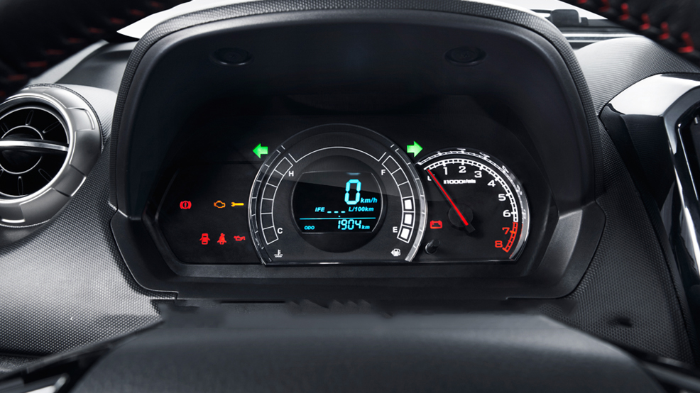 Great Wall M4 Elite 2WD interior speedometer view