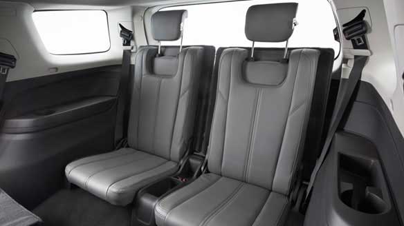 Holden Colorado 7 LTZ Interior seats