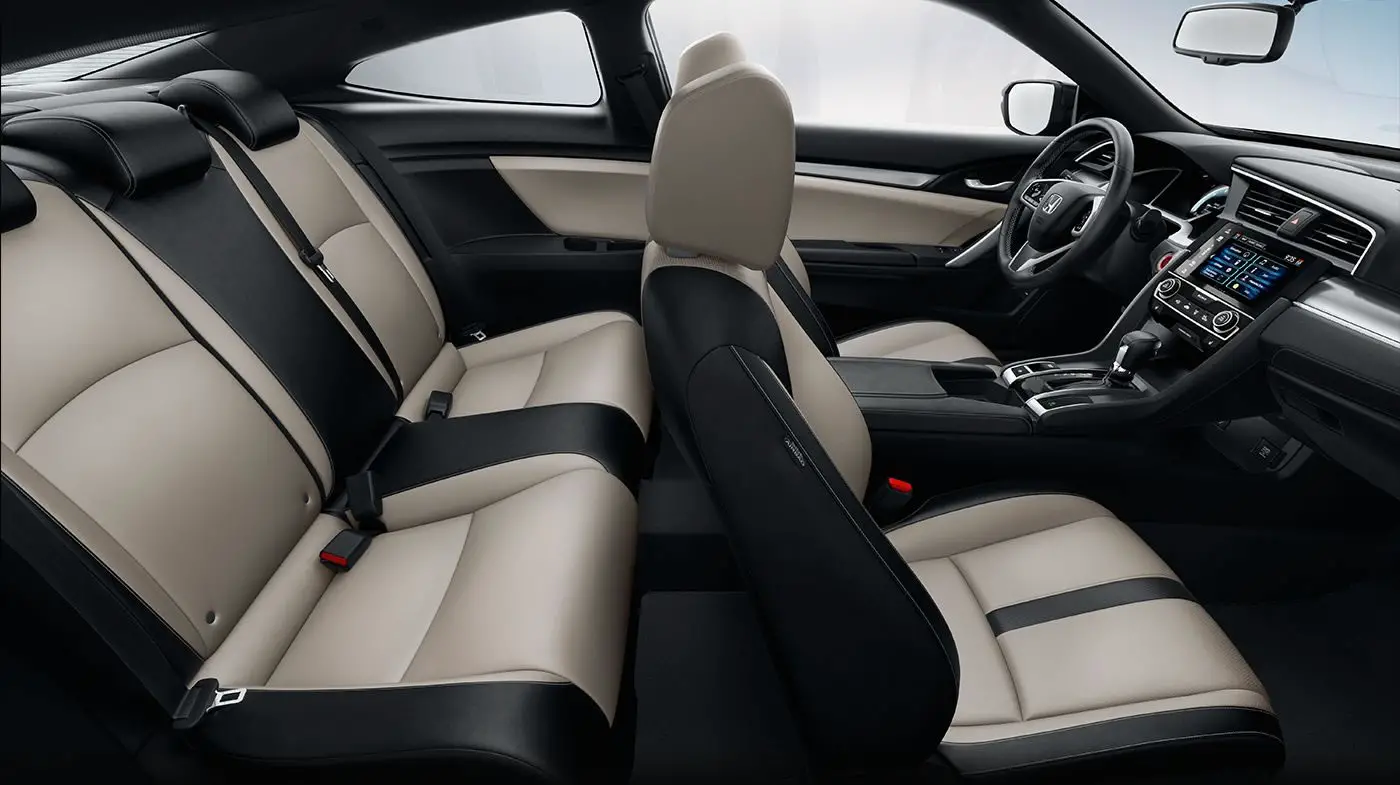 Honda Civic Si Touring interior whole seat view