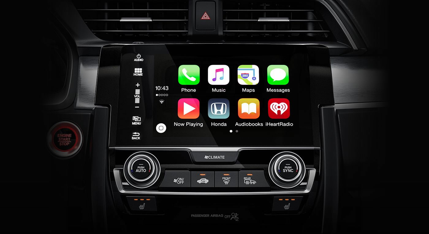 Honda Civic Si Touring interior apple car play view