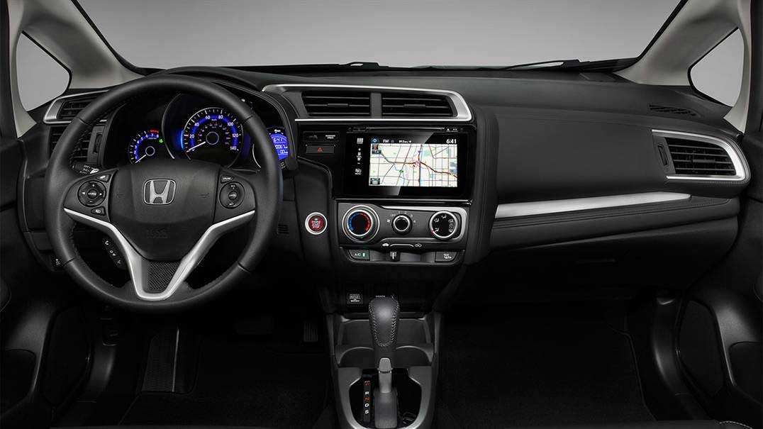 Honda Fit LX 6MT Interior front view