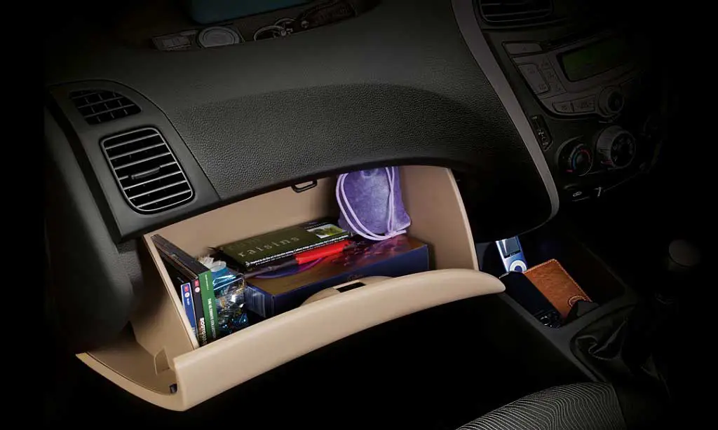 Hyundai Eon D Lite Plus LPG Interior