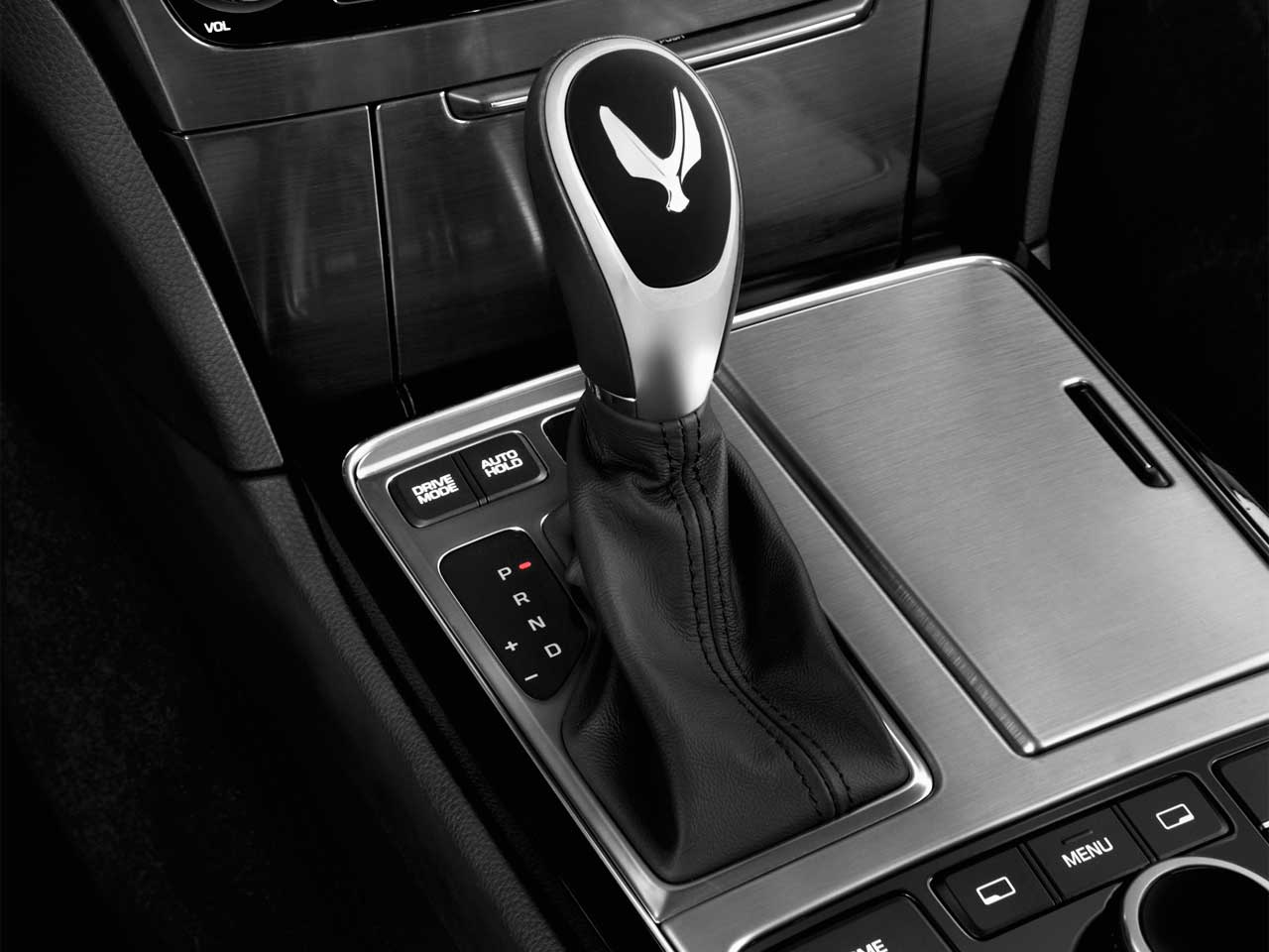 Hyundai Equus Signature Interior