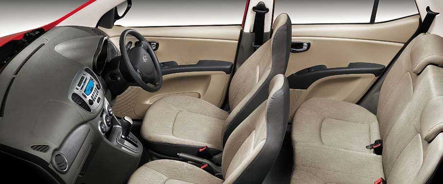 Hyundai i10 Era 1.1 iRDE2 Interior front and rear seats