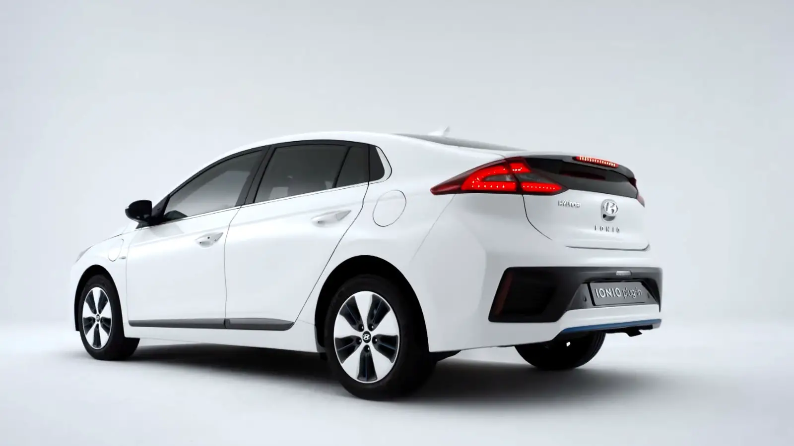 Hyundai Ioniq Electric Hybrid rear cross view