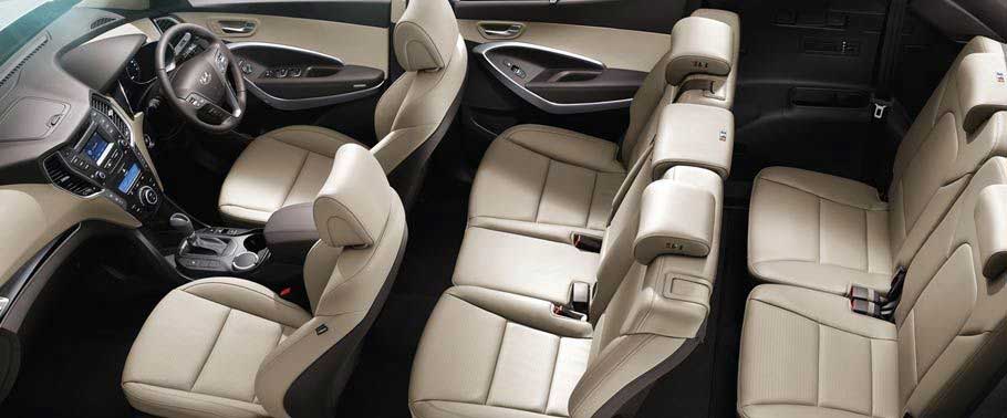 Hyundai Santa Fe 4 WD AT Interior front and rear seats