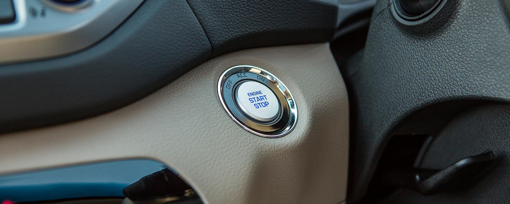 Hyundai Tucson Elite engine start and stop button view
