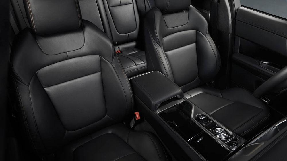 Jaguar XF 2.2 Diesel Back Seat