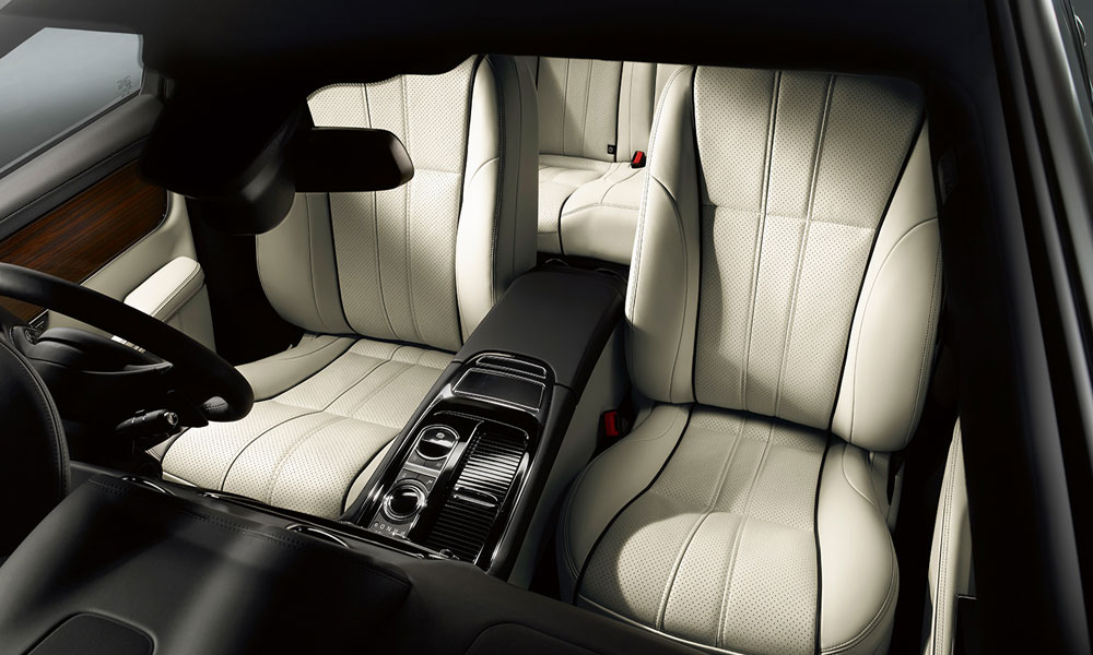 Jaguar XJ 3.0L V6 Portfolio Seat