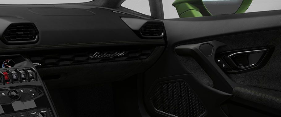 Lamborghini Huracan LP 580-2 interior front side view