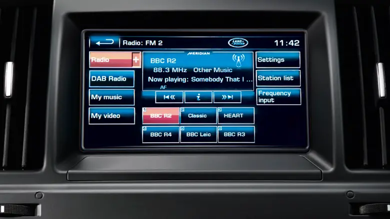 Land Rover Freelander 2 SE Interior Music System