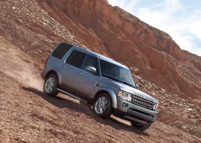 Land Rover LR4 HSE LUX Exterior outlook