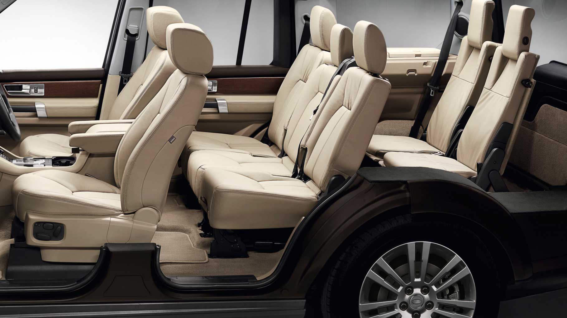 Land Rover LR4 HSE Interior seats