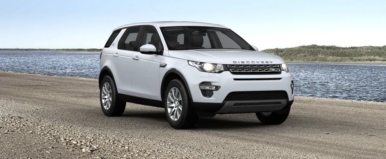 Land Rover New Discovery Sport HSE SD4 front cross view