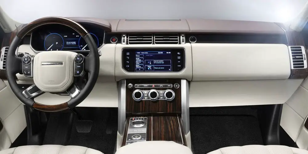 Land Rover Range Rover LWB 4.4 SDV8 Vogue SE Front Interior View