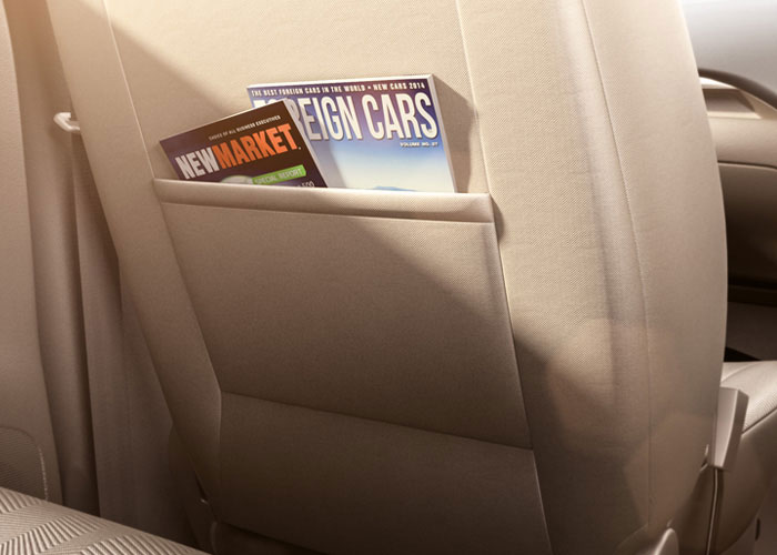 Maruti Ertiga LXI Option (petrol) seat pocket view