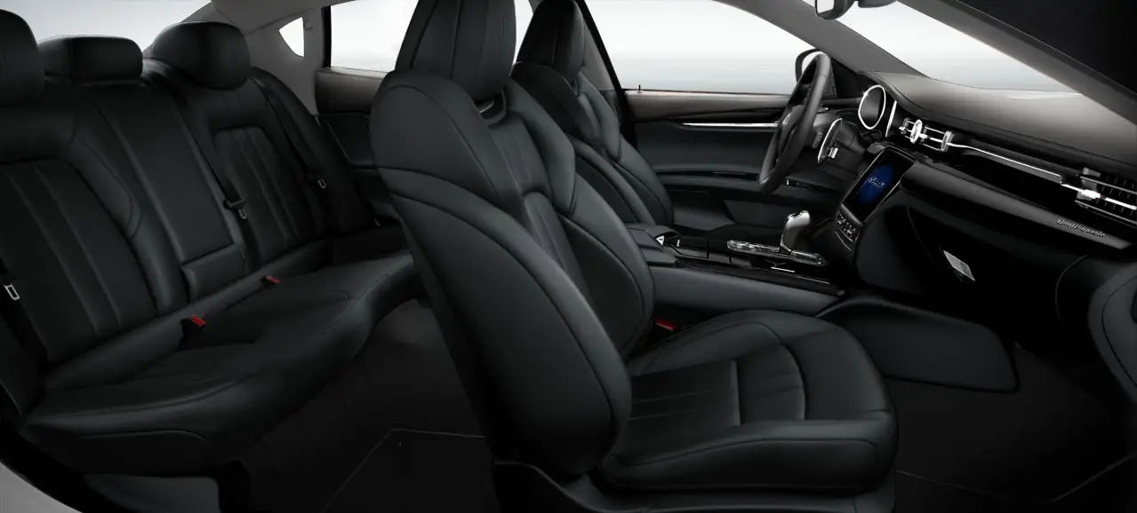 Maserati Quattroporte S interior whole seat view