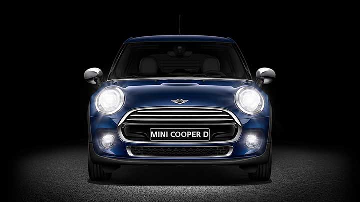 Mini Cooper 5-Door Exterior front view
