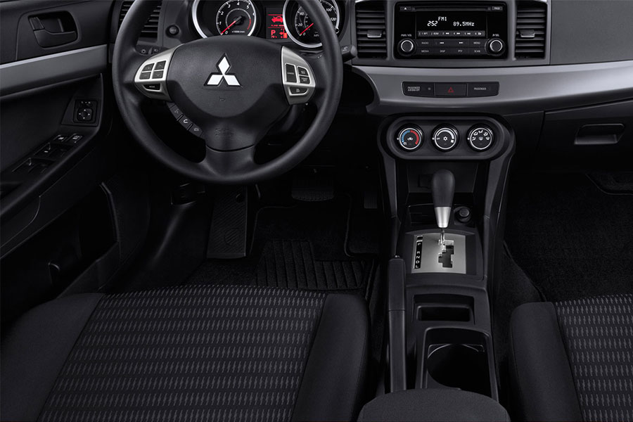 Mitsubishi Lancer ES 2015 Front Interior View