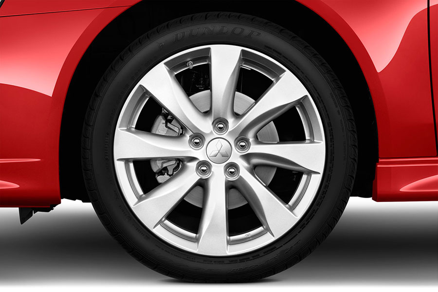 Mitsubishi Lancer SE 2015 Wheel