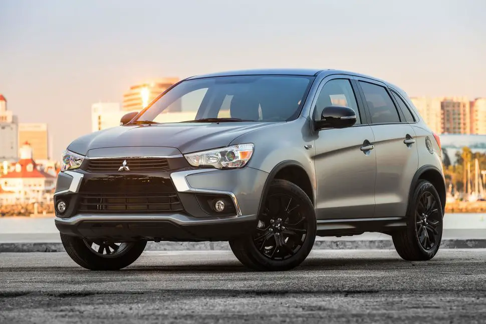 Mitsubishi Outlander Sport Limited Edition front view