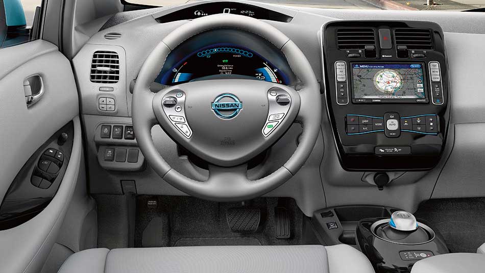 2015 Nissan Leaf SV Steering View