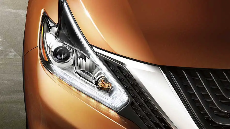 2015 Nissan Murano S Front Headlight