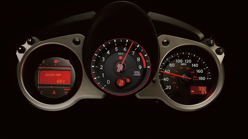Nissan 370Z Touring Sport 2016 speedometer