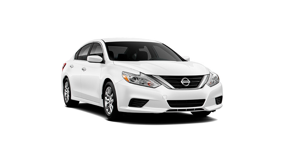 Nissan Altima 2.5 2016 front cross view