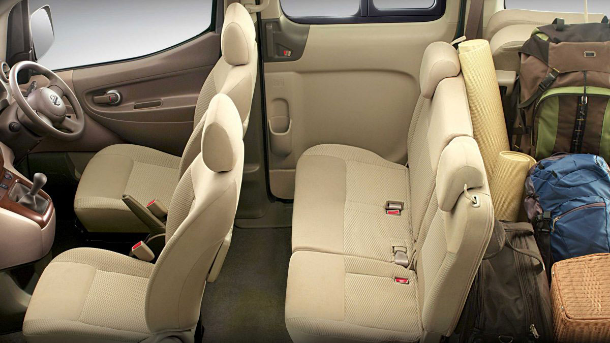 Nissan Evalia XE Plus Seat