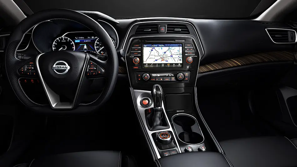 Nissan Maxima SR 2016 interior front cross view