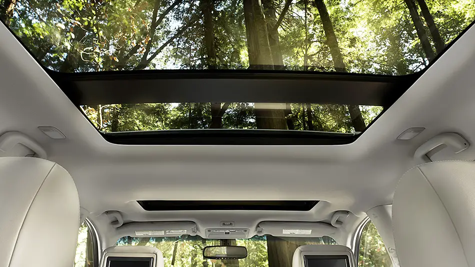 Nissan Pathfinder S 2016 interior sunroof view