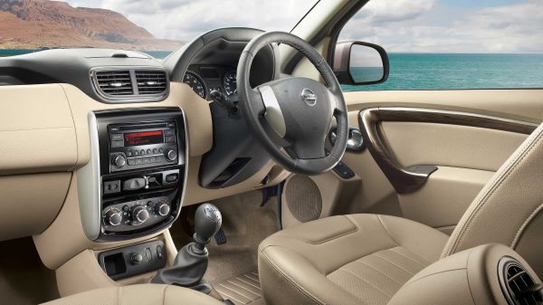 Nissan Terrano XL Plus ICC WT20 SE interior front cross view