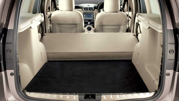 Nissan Terrano XL Plus ICC WT20 SE interior rear view