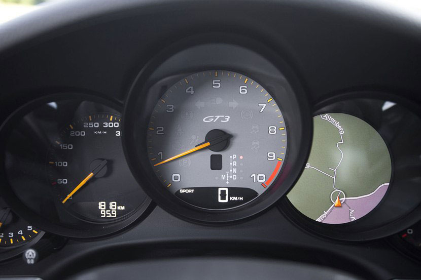 Porsche 911 GT3 Speedometer