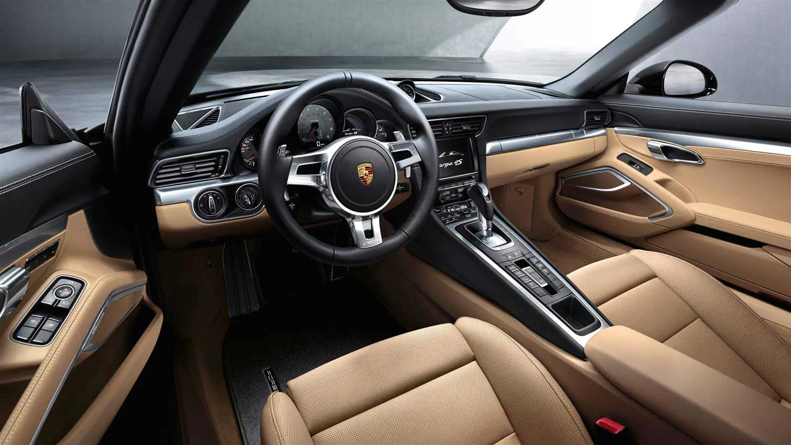 Porsche 911 Targa 4 Interior