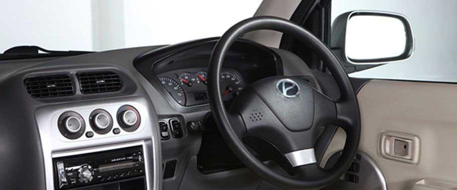 Premier Rio CRDi4 Interior steering