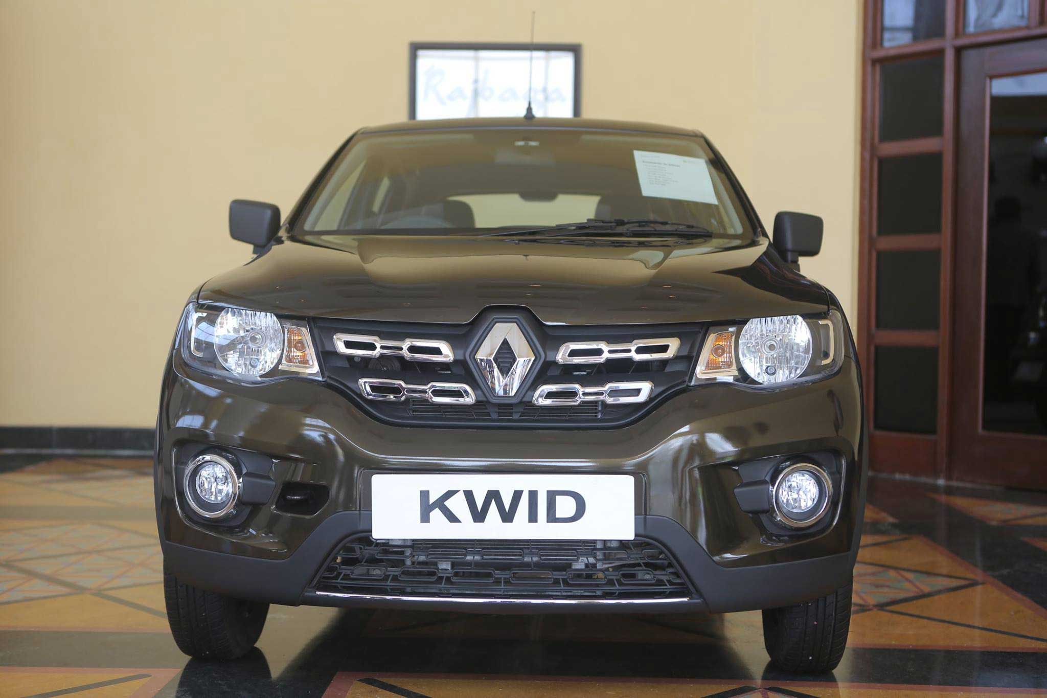 Renault KWID RxE Optional Exterior front view