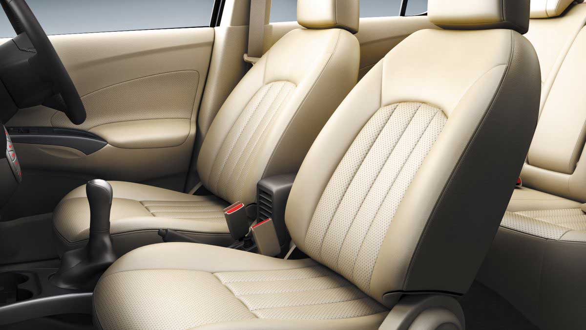 Renault Scala RxE Diesel Interior seats