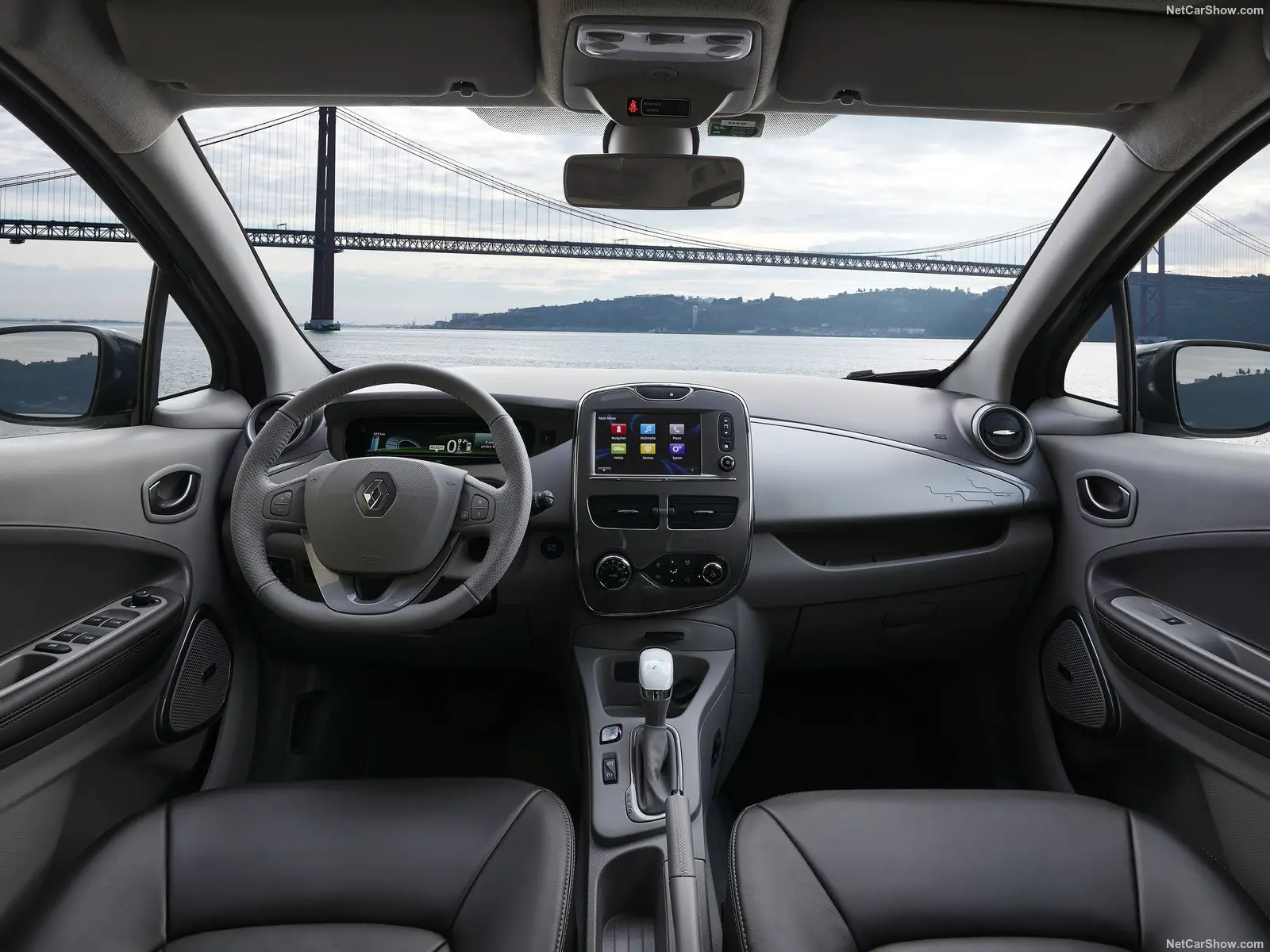 Renault Zoe interior front view