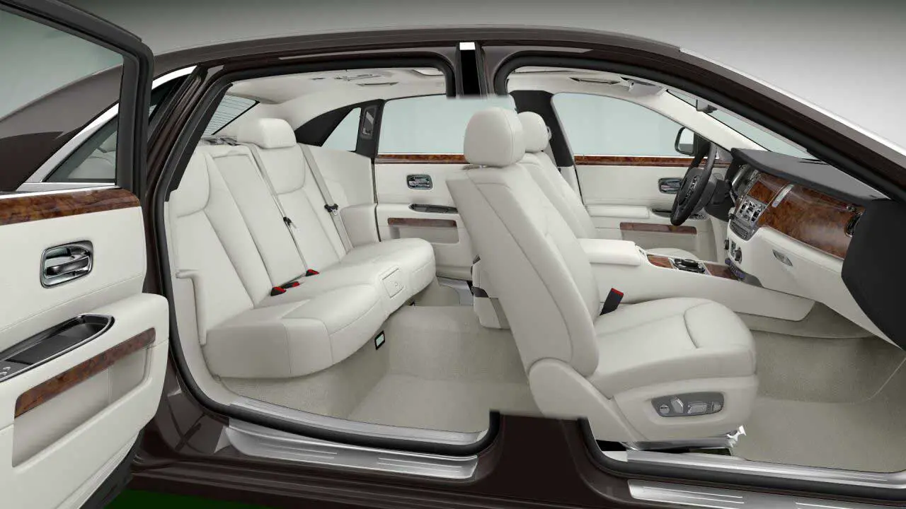 Rolls Royce Ghost Series 2 Interior front and rear seats