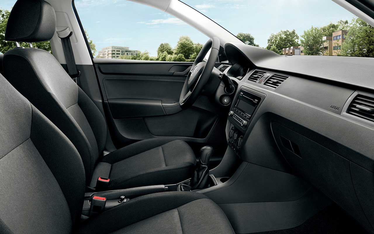 Skoda Rapid 1.6 MPI Active Interior Seats