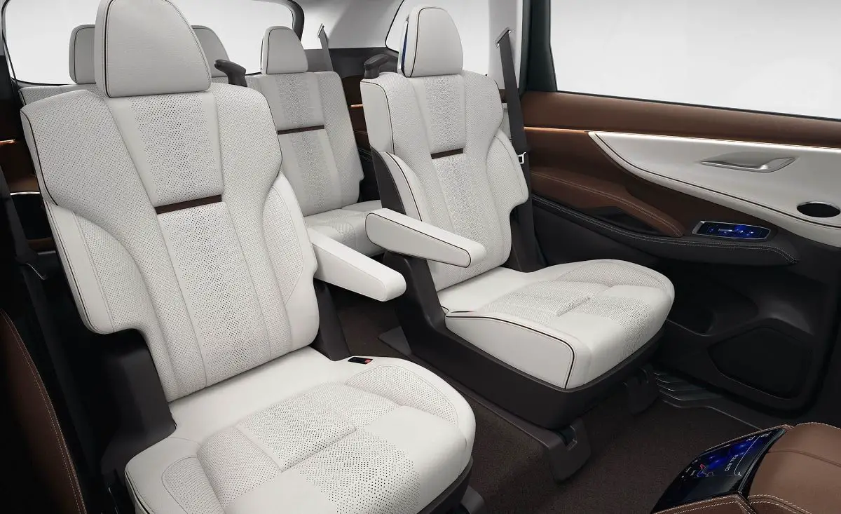 Subaru Ascent 2018 interior rear seat view