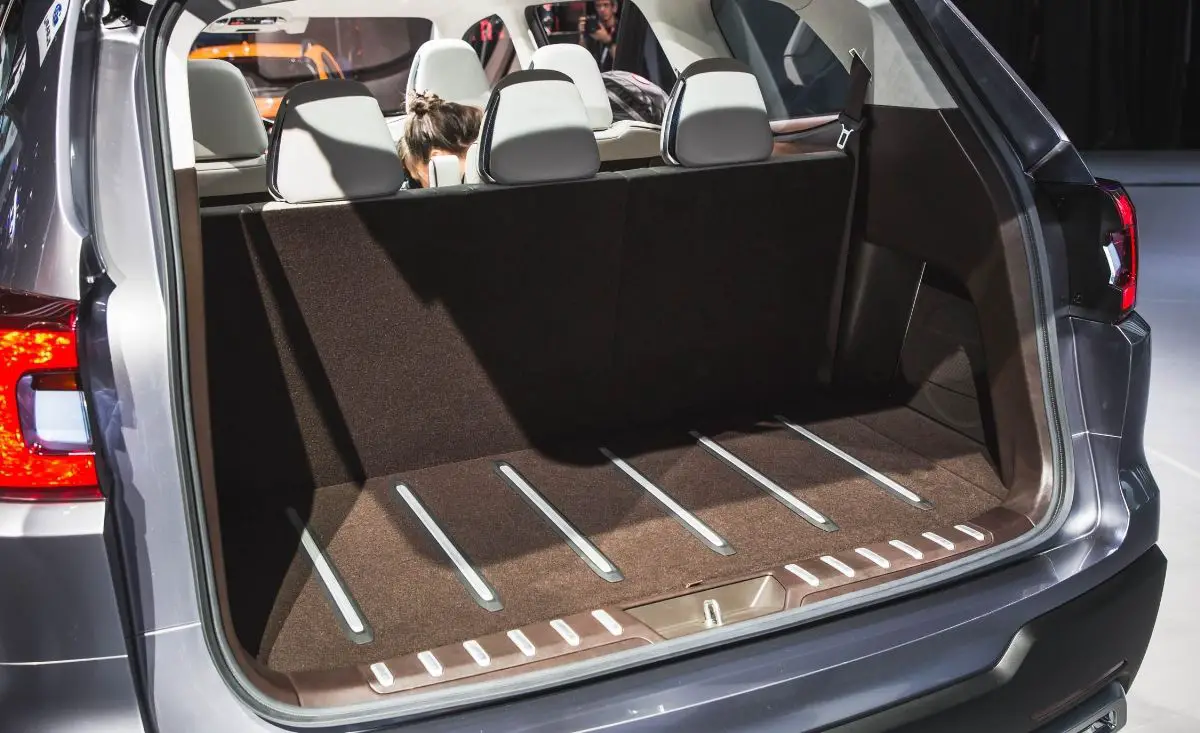 Subaru Ascent 2018 interior cargo space view