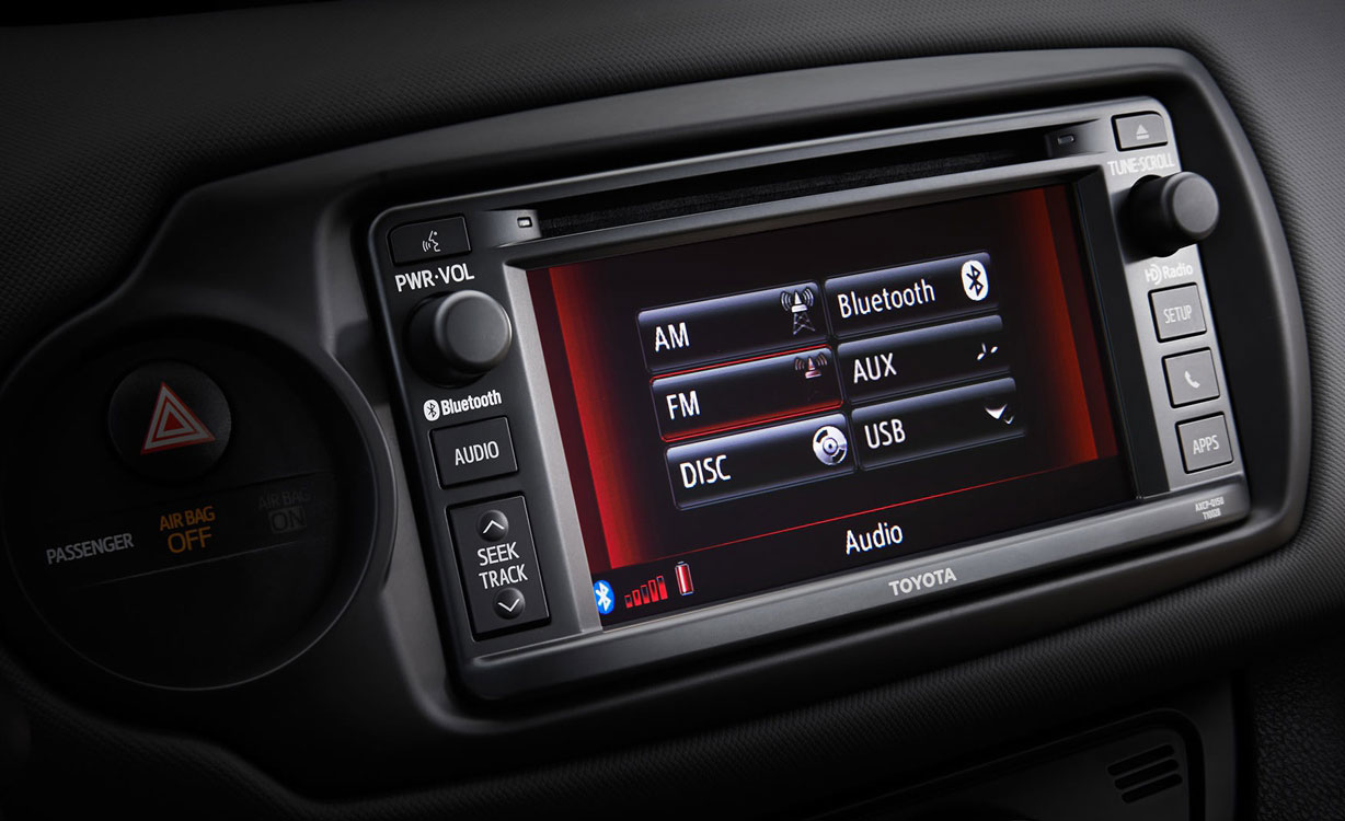 2015 Toyota Yaris 3 Door L Music System