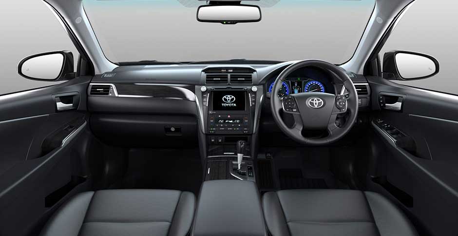 Toyota Aurion AT-X Interior front view
